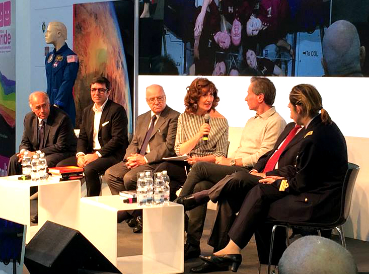 Maurizio Cheli salone del libro di Torino maggio 2016