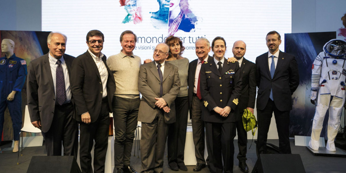 Maurizio Cheli salone del libro di Torino maggio 2016