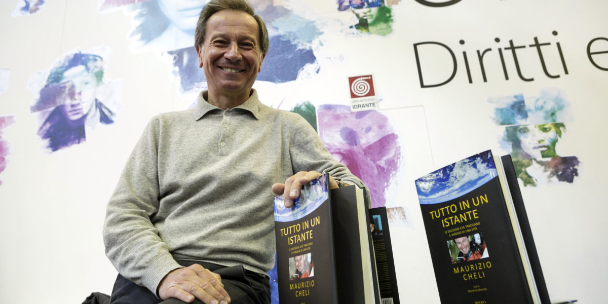 Maurizio Cheli salone del libro di Torino maggio 2016